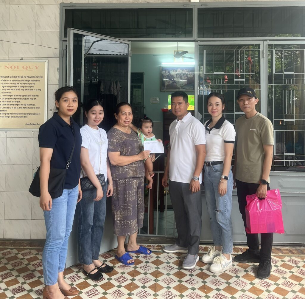 SẺ CHIA YÊU THƯƠNG